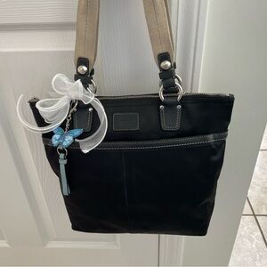 Coach Vintage Hamptons 11745 Santin shoulder medium tote bag